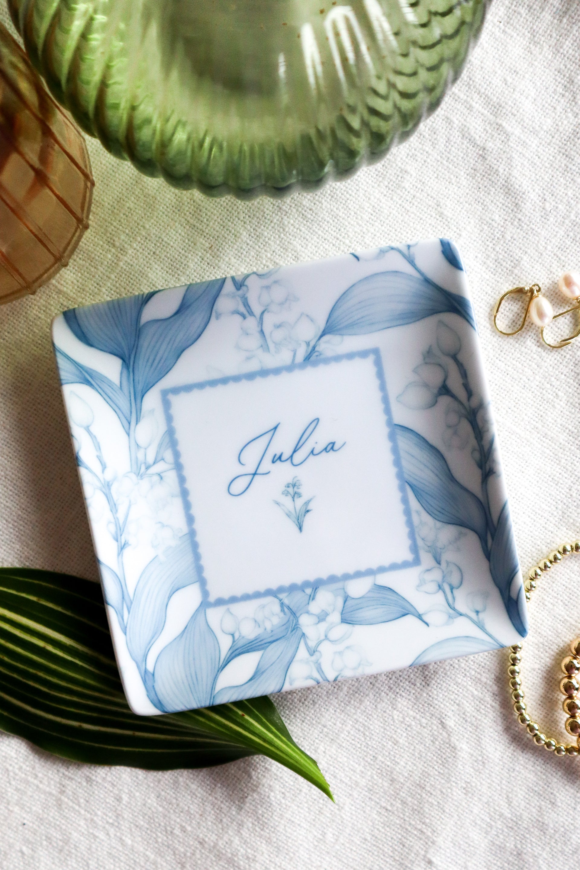 Best Friend Ring Dish, Bestie Gift, Personalized Ceramic Jewelry , Toile De Jouy Floral Trinket Bowl, Hand-crafted Kiln Fired