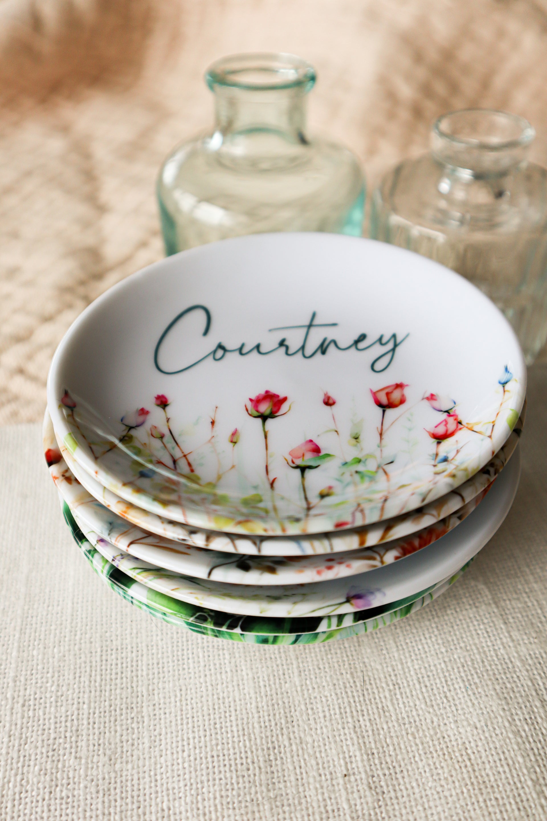 Birth Flower Jewelry Dish, Personalized Ceramic Gift for Her, Wildflower Ring Holder